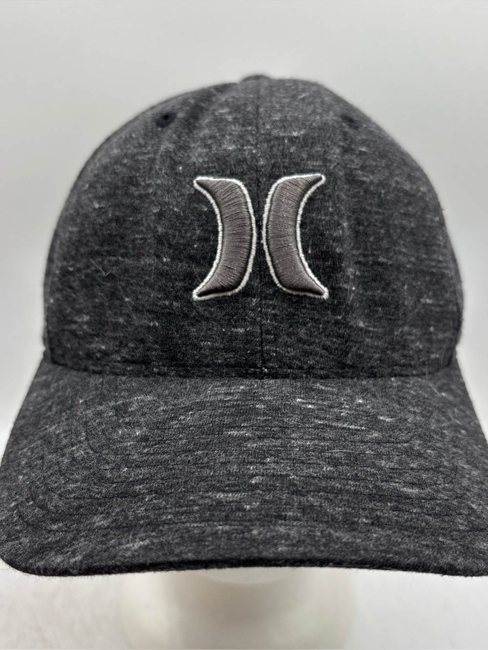 Hurley Flexfit Hat L-XL Heathered Black Gray Embroidered Logo Buckle Exclusive